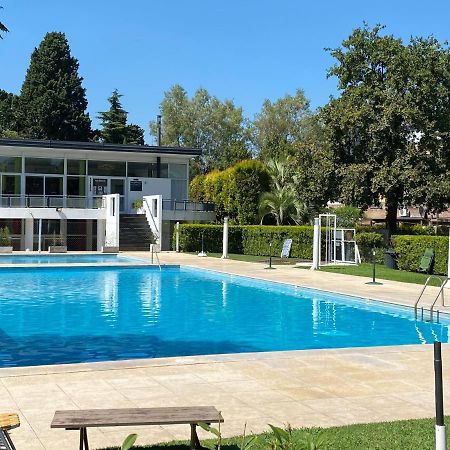 Apartamento En Country Pilar Piscina Parrilla Propia Hasta 4 Personas Luaran gambar