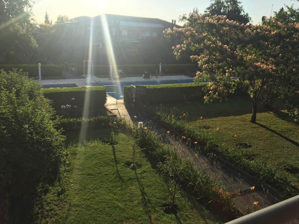 Apartamento En Country Pilar Piscina Parrilla Propia Hasta 4 Personas Luaran gambar